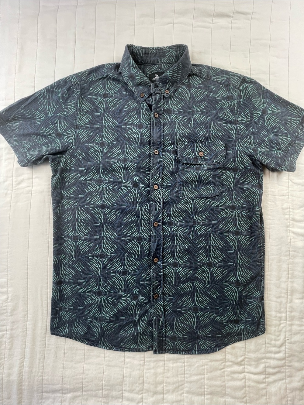 Rip Curl Men’s Navy Button-Down Cotton Shirt Small